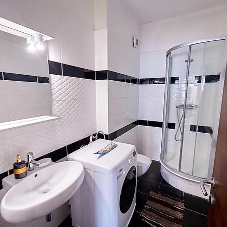 Appartement By The *